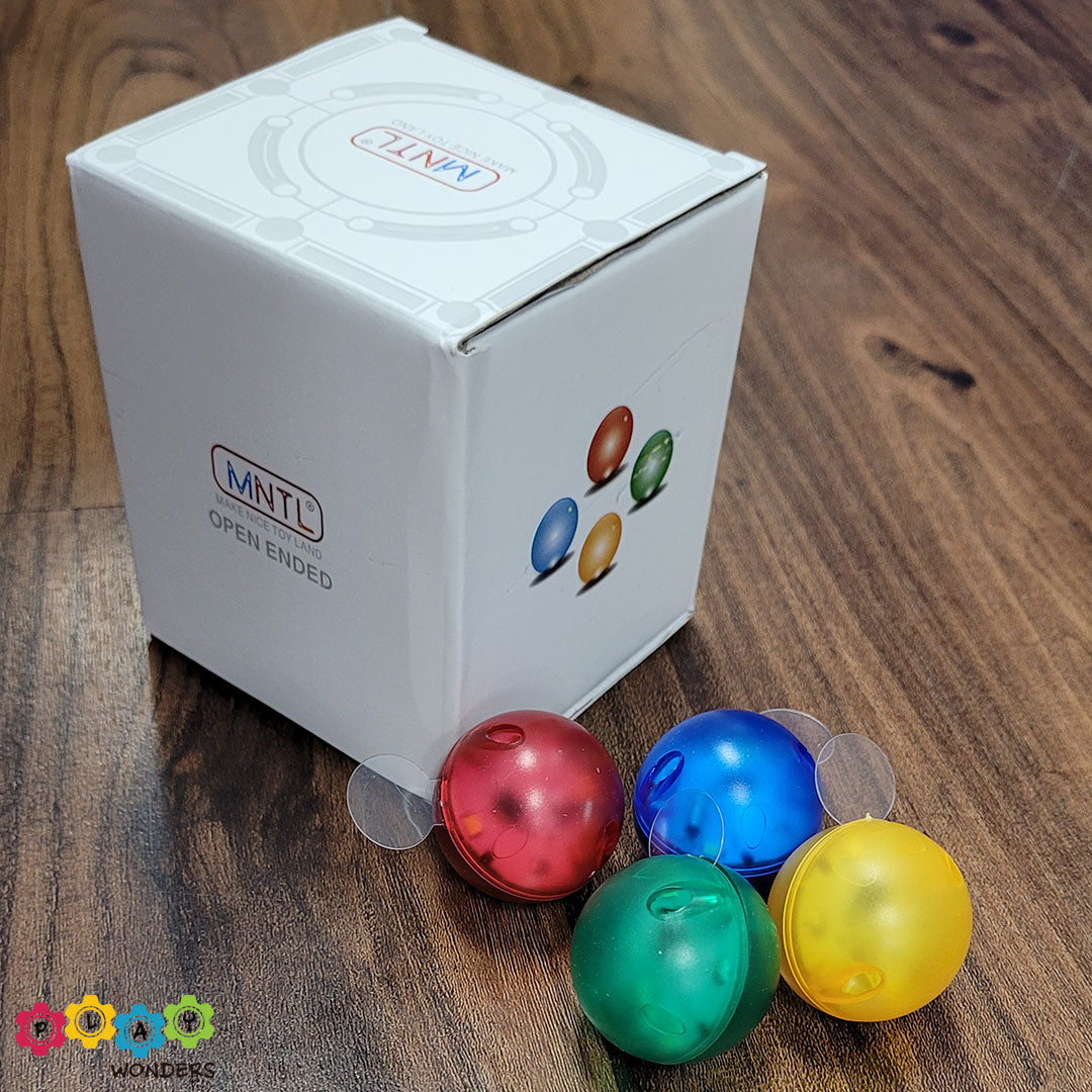 LED Lighted Ball (replaceable battery) - 4 Pieces